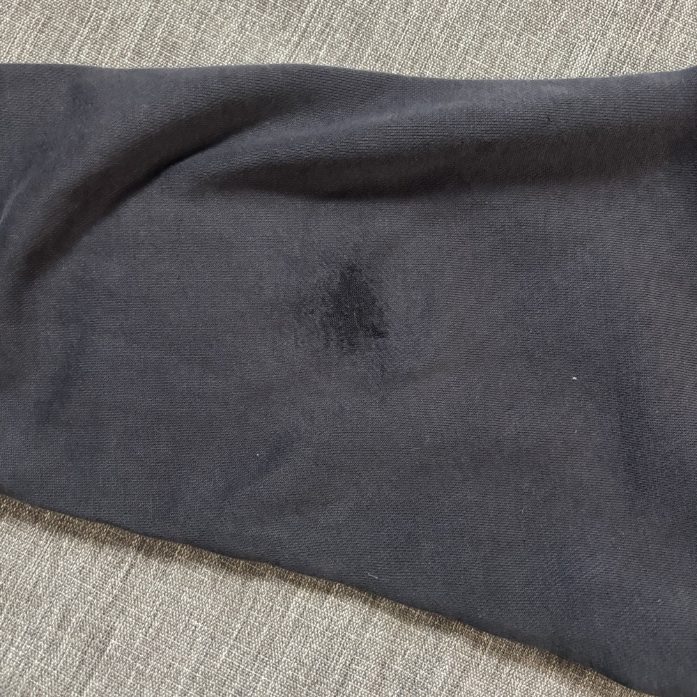 Vintage Levi's Black Hoodie with Faded Logo - L - Picture 6 of 9